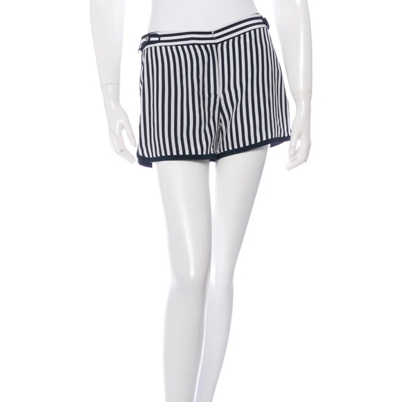 Diane Von Furstenberg DVF 100% silk chiffon shorts navy blue and white stripe - Picture 1 of 7